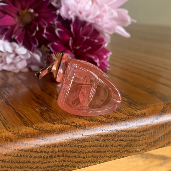 Carolina Herrera Blush Perfume - Picture 4 of 6